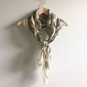 NORDSTROM - light skull scarf